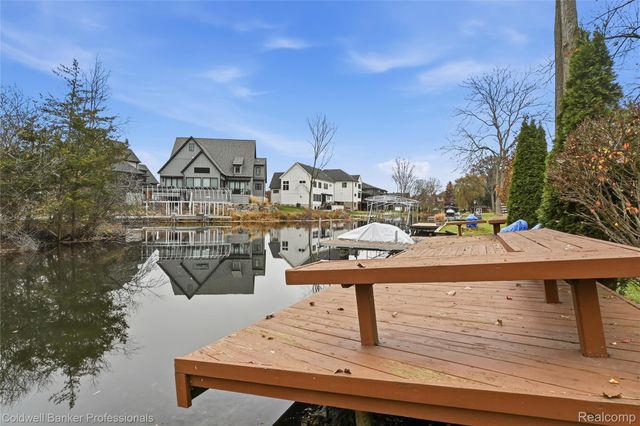 3410 Benstein Road, Commerce Charter Township, MI 48382