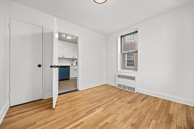 6730 Clyde St Apt 3B, New York City, NY 11375