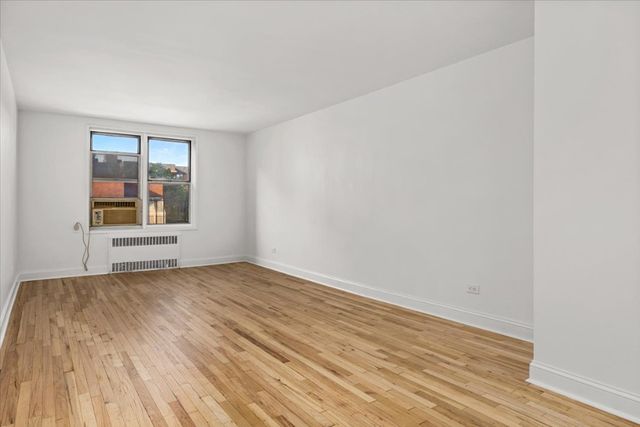 6730 Clyde St Apt 3B, New York City, NY 11375