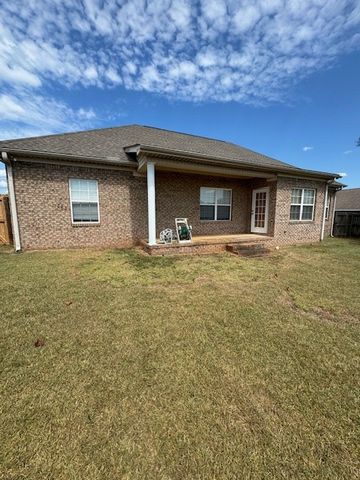 379 Hannah, Daleville, AL 36322