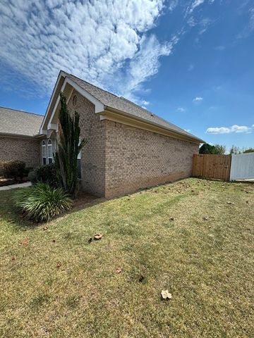 379 Hannah, Daleville, AL 36322