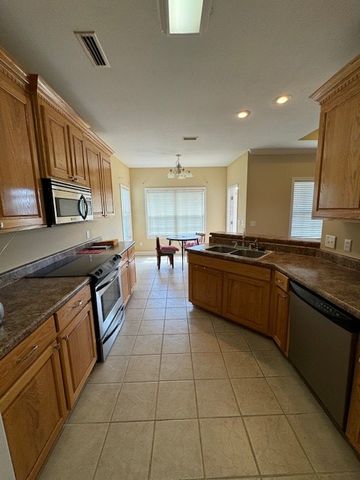 379 Hannah, Daleville, AL 36322