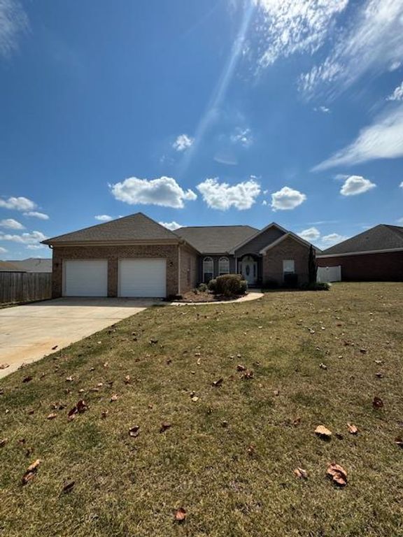 379 Hannah, Daleville, AL 36322