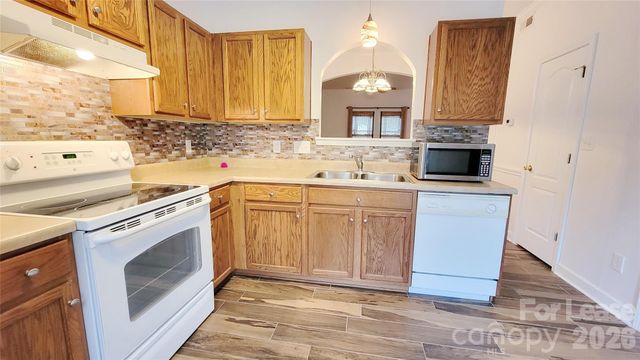 12450 Stone Garden Drive, Huntersville, NC 28078