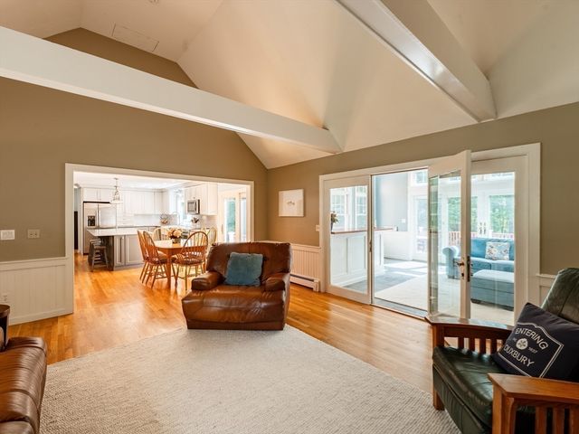 17 Gardner Rd, Duxbury, MA 02332