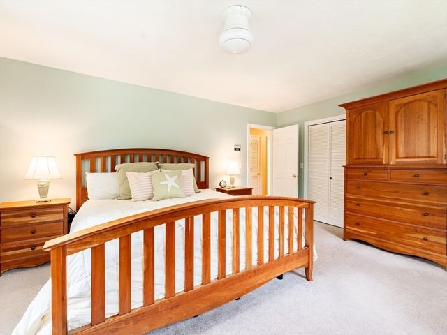 17 Gardner Rd, Duxbury, MA 02332