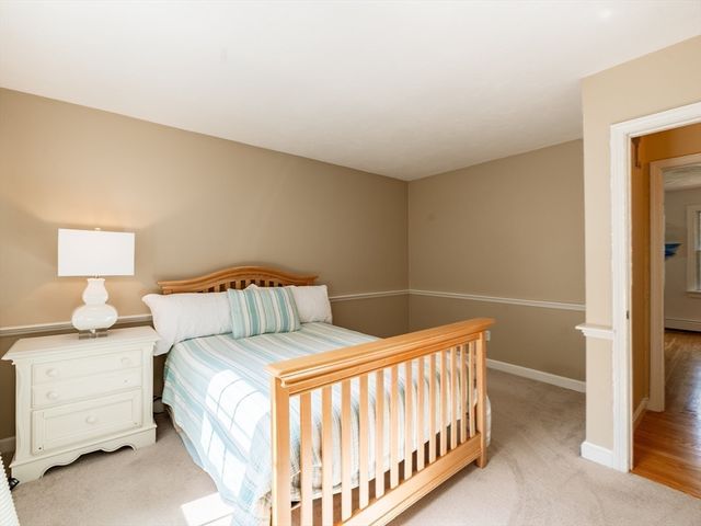 17 Gardner Rd, Duxbury, MA 02332