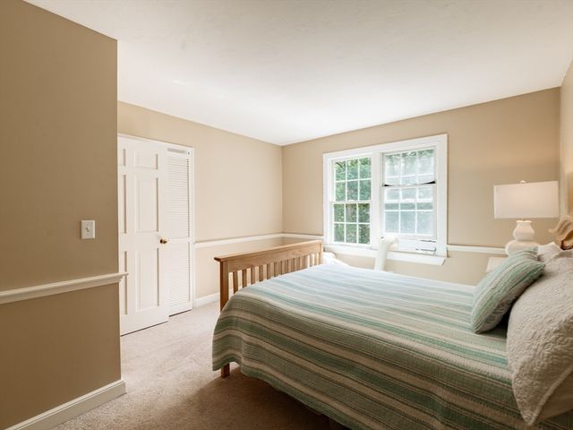 17 Gardner Rd, Duxbury, MA 02332