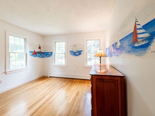 17 Gardner Rd, Duxbury, MA 02332