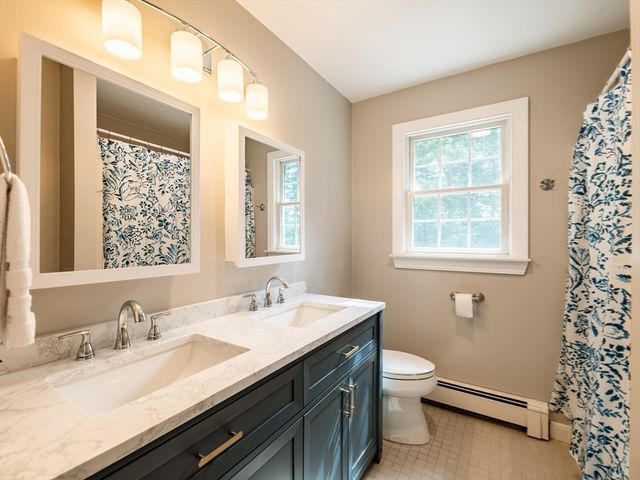 17 Gardner Rd, Duxbury, MA 02332