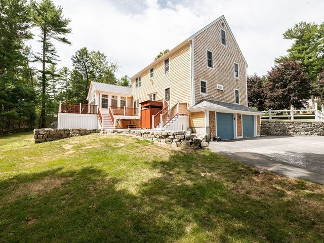 17 Gardner Rd, Duxbury, MA 02332