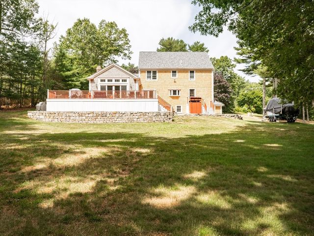 17 Gardner Rd, Duxbury, MA 02332