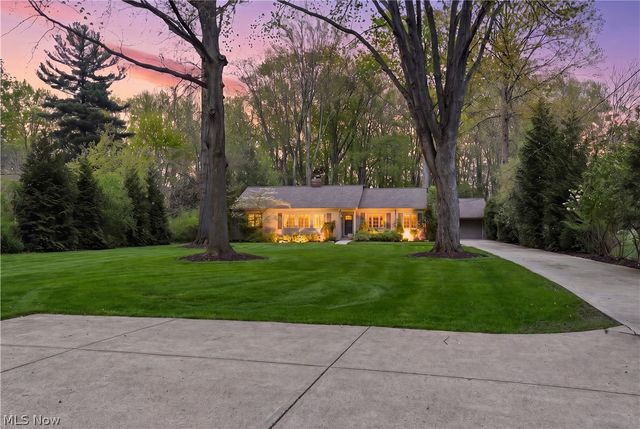 4499 Dover Center Road, North Olmsted, OH 44070