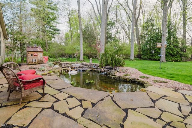 4499 Dover Center Road, North Olmsted, OH 44070