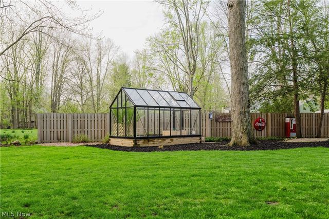 4499 Dover Center Road, North Olmsted, OH 44070