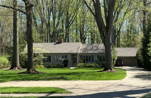 4499 Dover Center Road, North Olmsted, OH 44070