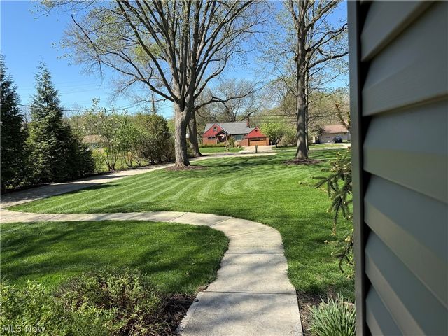 4499 Dover Center Road, North Olmsted, OH 44070
