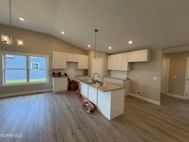 1335 Limerick Lane, Waterville, OH 43566