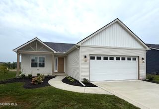 1335 Limerick Lane, Waterville, OH 43566