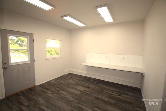 10750 W Fox Brush Dr, Boise, ID 83709