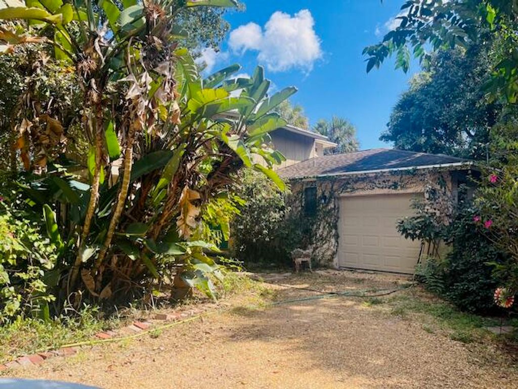 6131 Gun Club Road, West Palm Beach, FL 33415