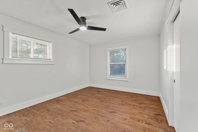 8050 W Oak Street, Zionsville, IN 46077