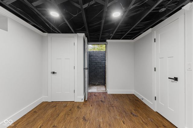 8050 W Oak Street, Zionsville, IN 46077