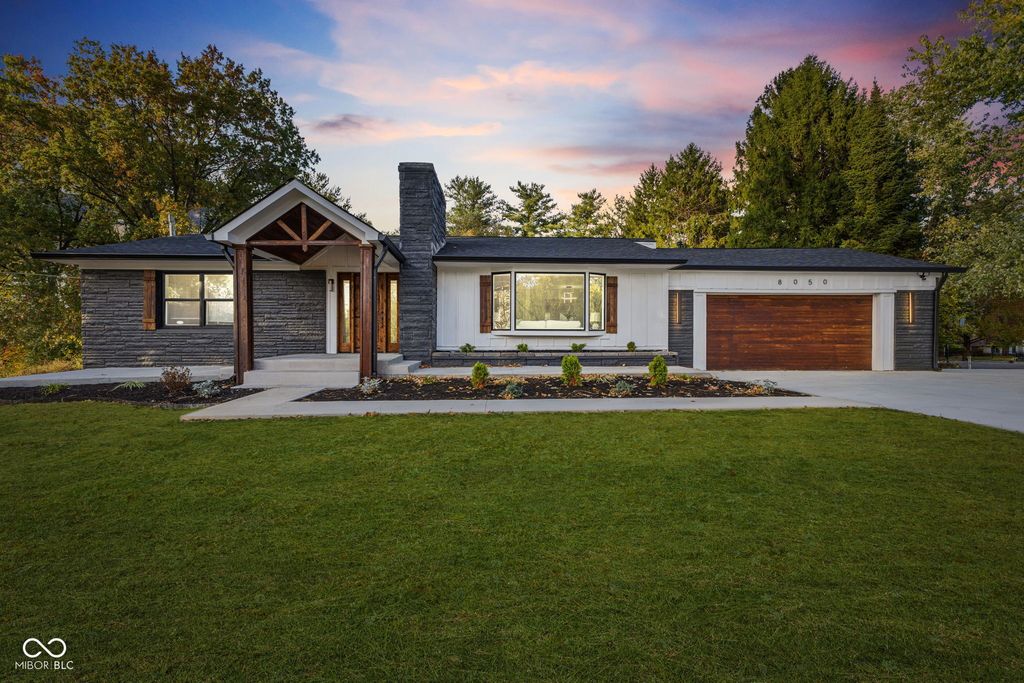 8050 W Oak Street, Zionsville, IN 46077