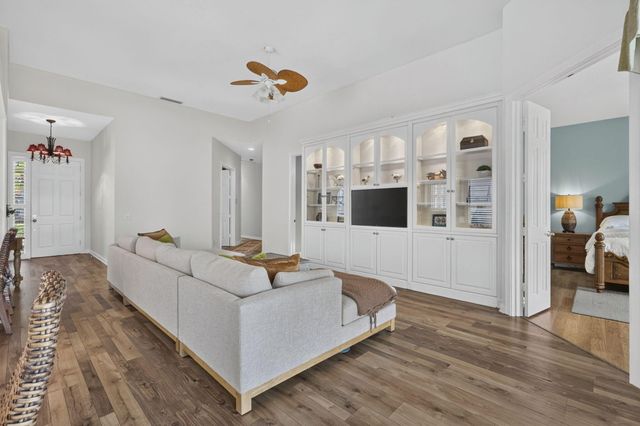 2596 Irma Lake Drive, West Palm Beach, FL 33411