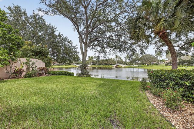 2596 Irma Lake Drive, West Palm Beach, FL 33411