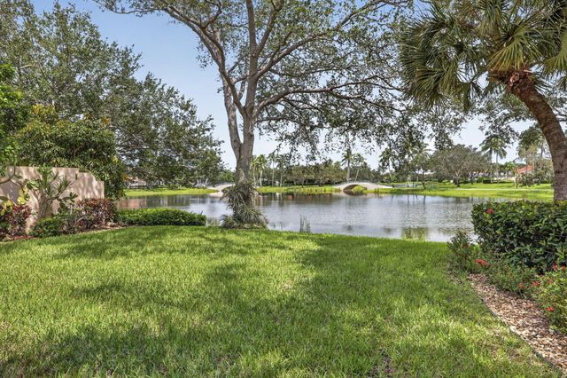 2596 Irma Lake Drive, West Palm Beach, FL 33411