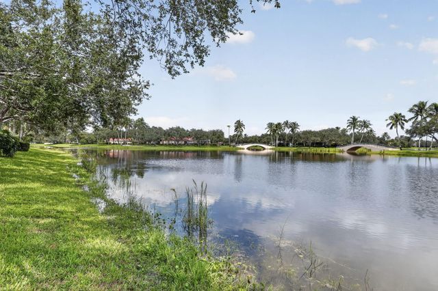2596 Irma Lake Drive, West Palm Beach, FL 33411