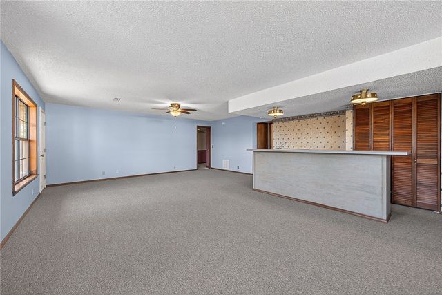 8272 Fairway Drive, Rogers, AR 72756