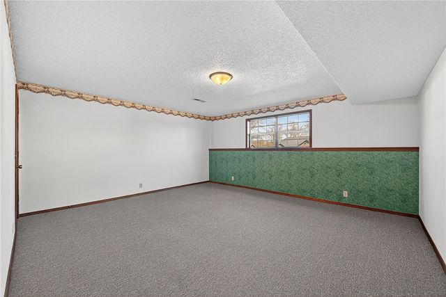 8272 Fairway Drive, Rogers, AR 72756