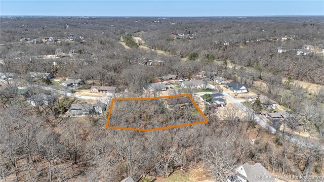 8272 Fairway Drive, Rogers, AR 72756