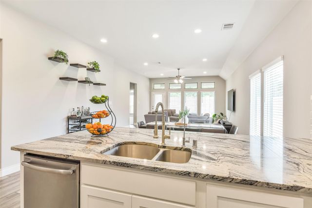 19827 Bronze Spur Court, Tomball, TX 77377