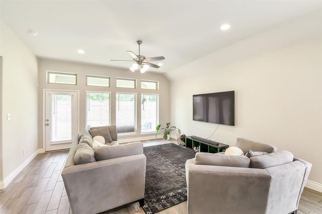 19827 Bronze Spur Court, Tomball, TX 77377