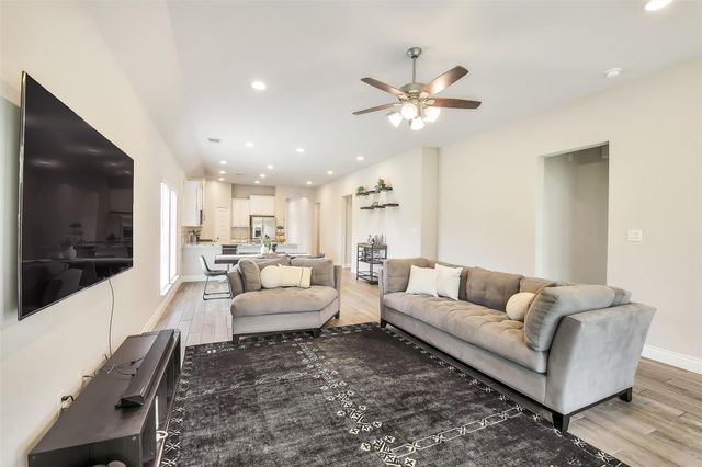 19827 Bronze Spur Court, Tomball, TX 77377