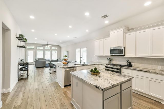 19827 Bronze Spur Court, Tomball, TX 77377