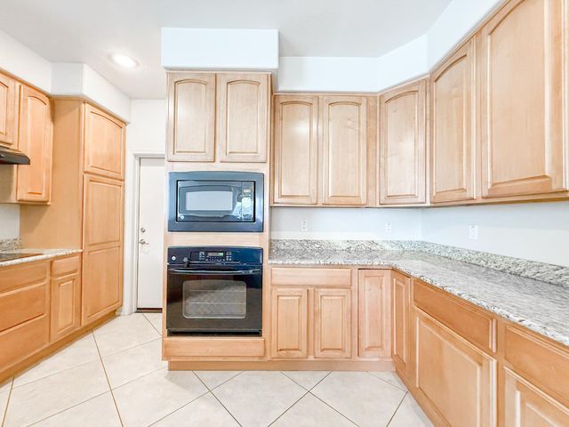 1851 W Vermont Avenue, Phoenix, AZ 85015
