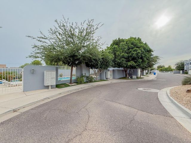 1851 W Vermont Avenue, Phoenix, AZ 85015