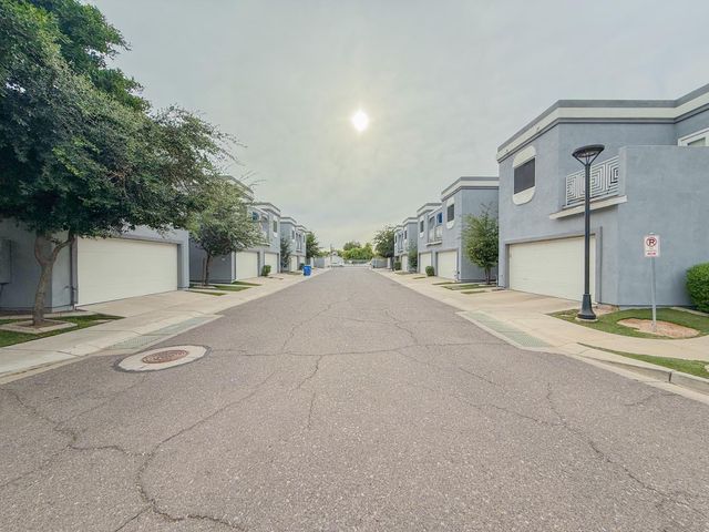 1851 W Vermont Avenue, Phoenix, AZ 85015