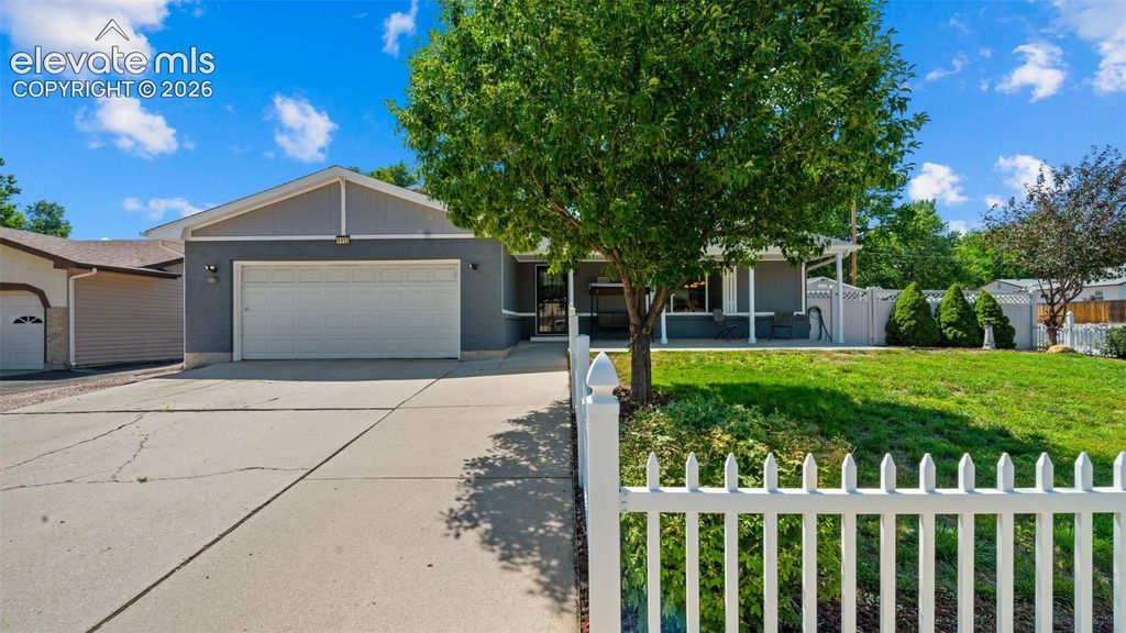 1112 Auburn Drive, Colorado Springs, CO 80909 — photo 3