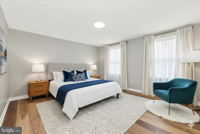 10400 APPLE RIDGE RD, Gaithersburg, MD 20886