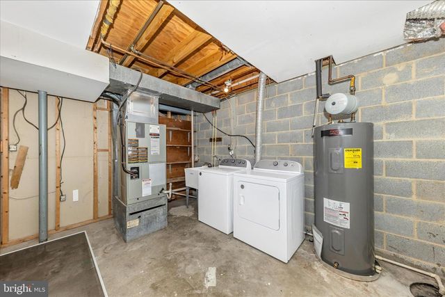 10400 APPLE RIDGE RD, Gaithersburg, MD 20886