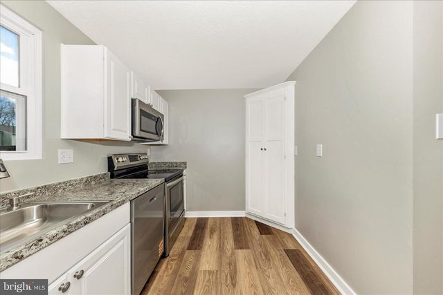 10400 APPLE RIDGE RD, Gaithersburg, MD 20886