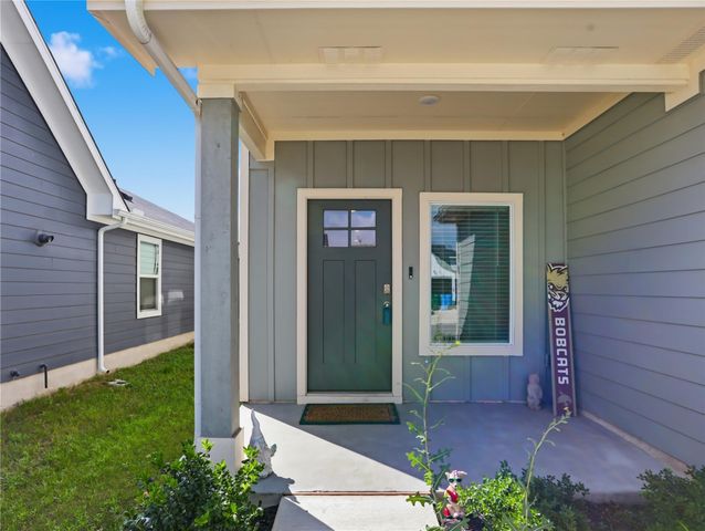 185 Gerasa DR, Uhland, TX 78640