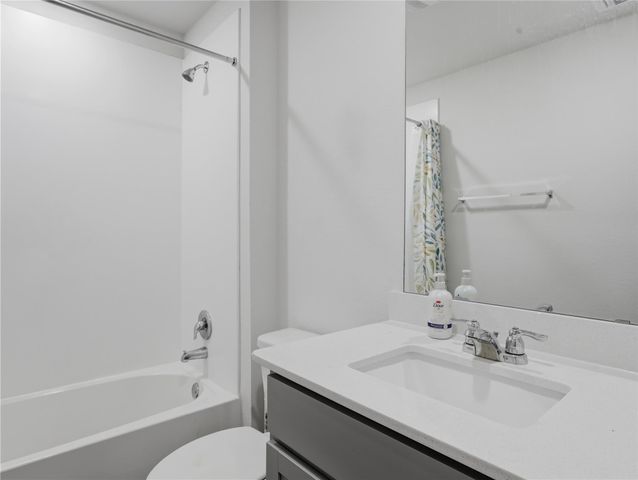185 Gerasa DR, Uhland, TX 78640
