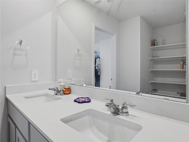 185 Gerasa DR, Uhland, TX 78640