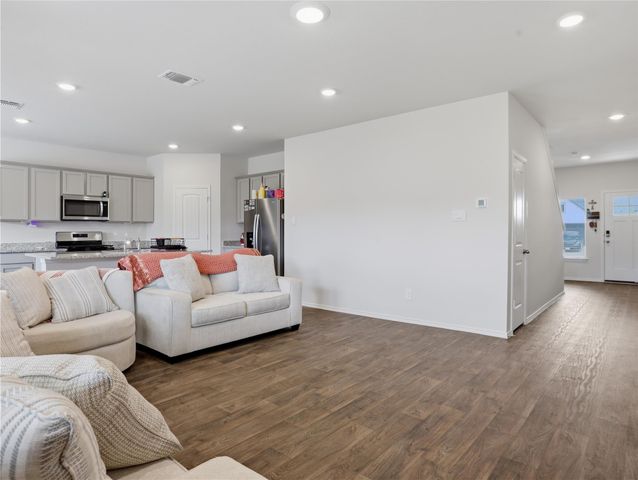185 Gerasa DR, Uhland, TX 78640